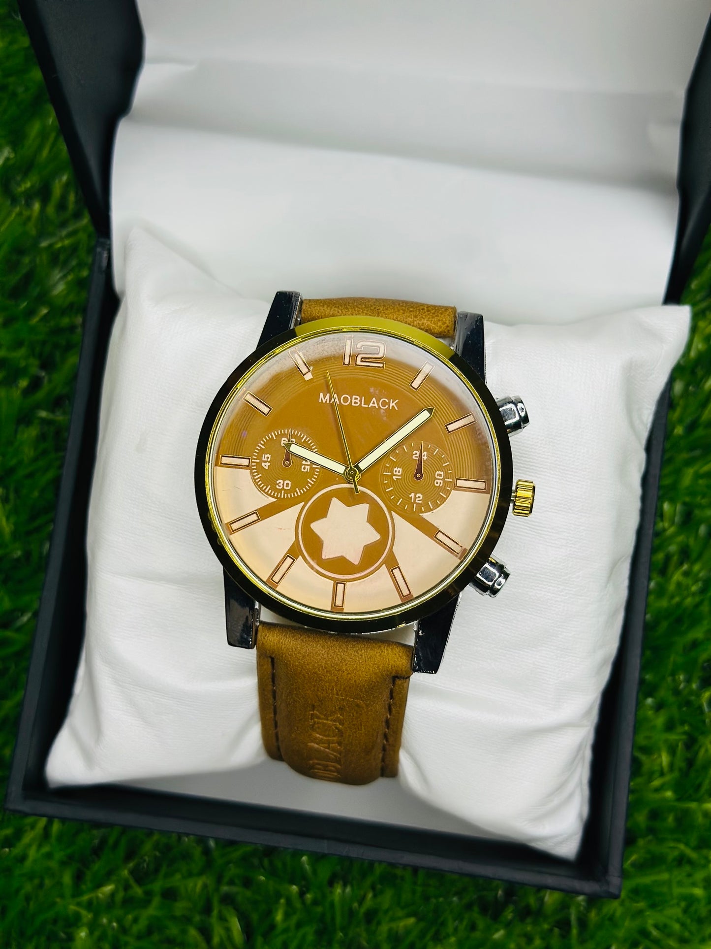 π°οΈ Mao Black Edition β Classic Analog Watch with Leather Strap