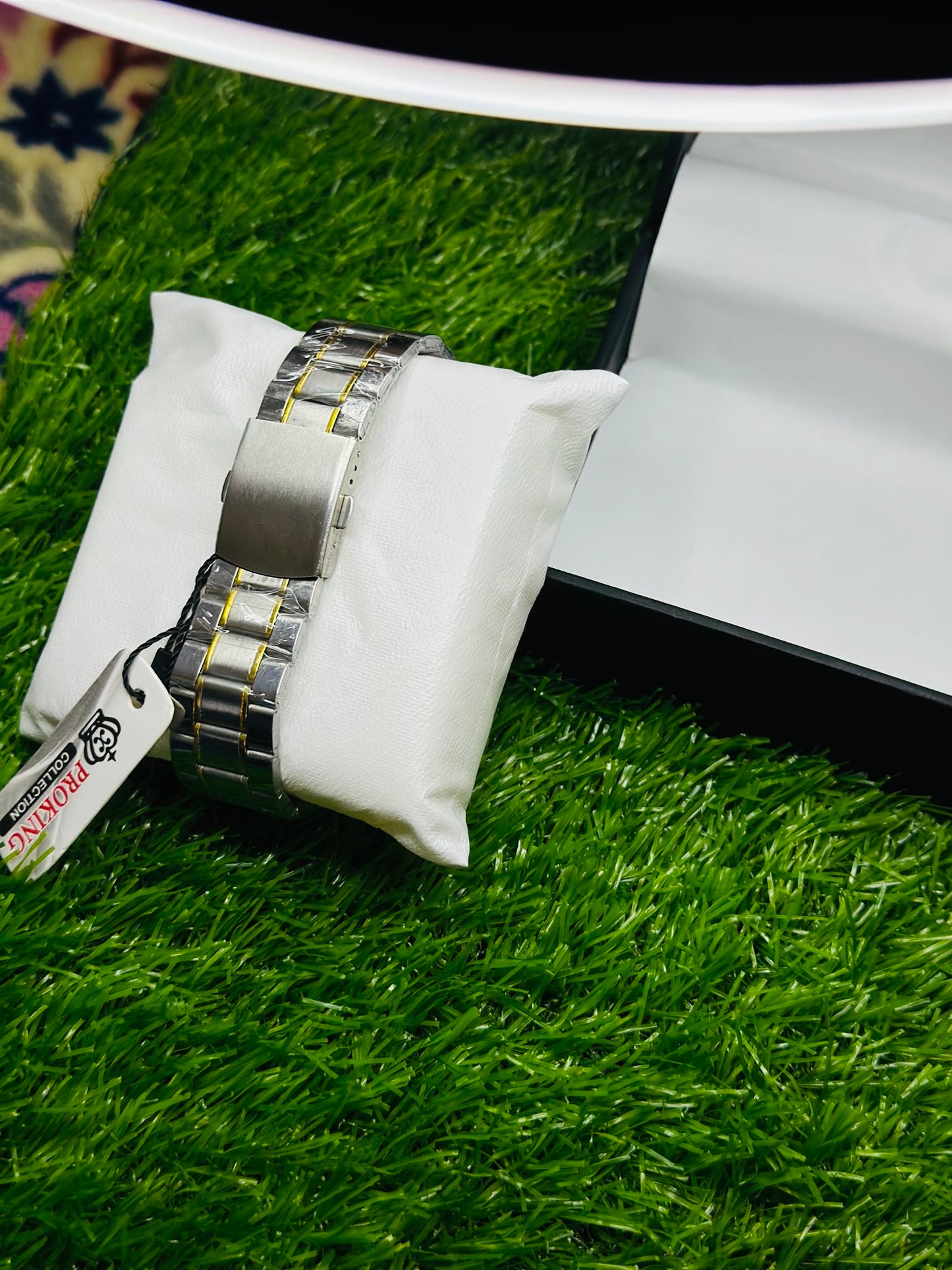 Pro King Signature Series Watch β Elegant & Stylish Design